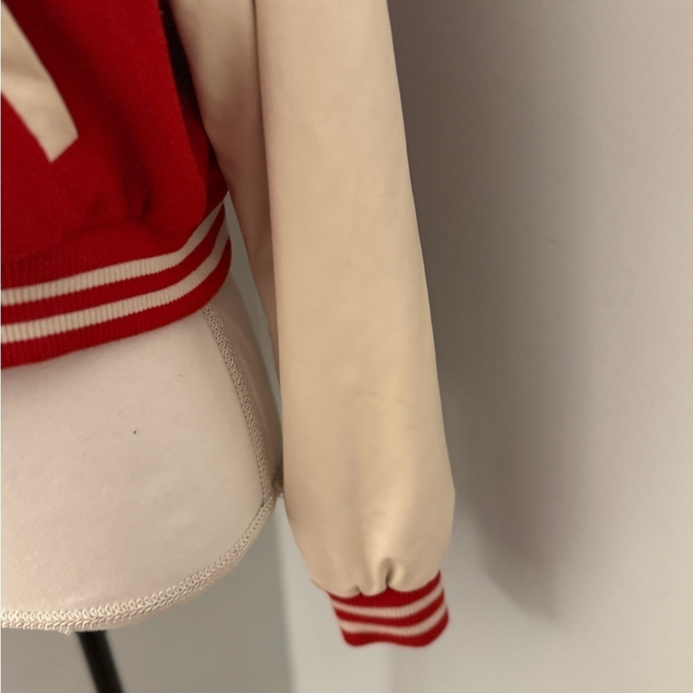 Retro style Cropped Bomber Jacket- size M Red w/off whites sleeves.Snap closure - Picture 4 of 10